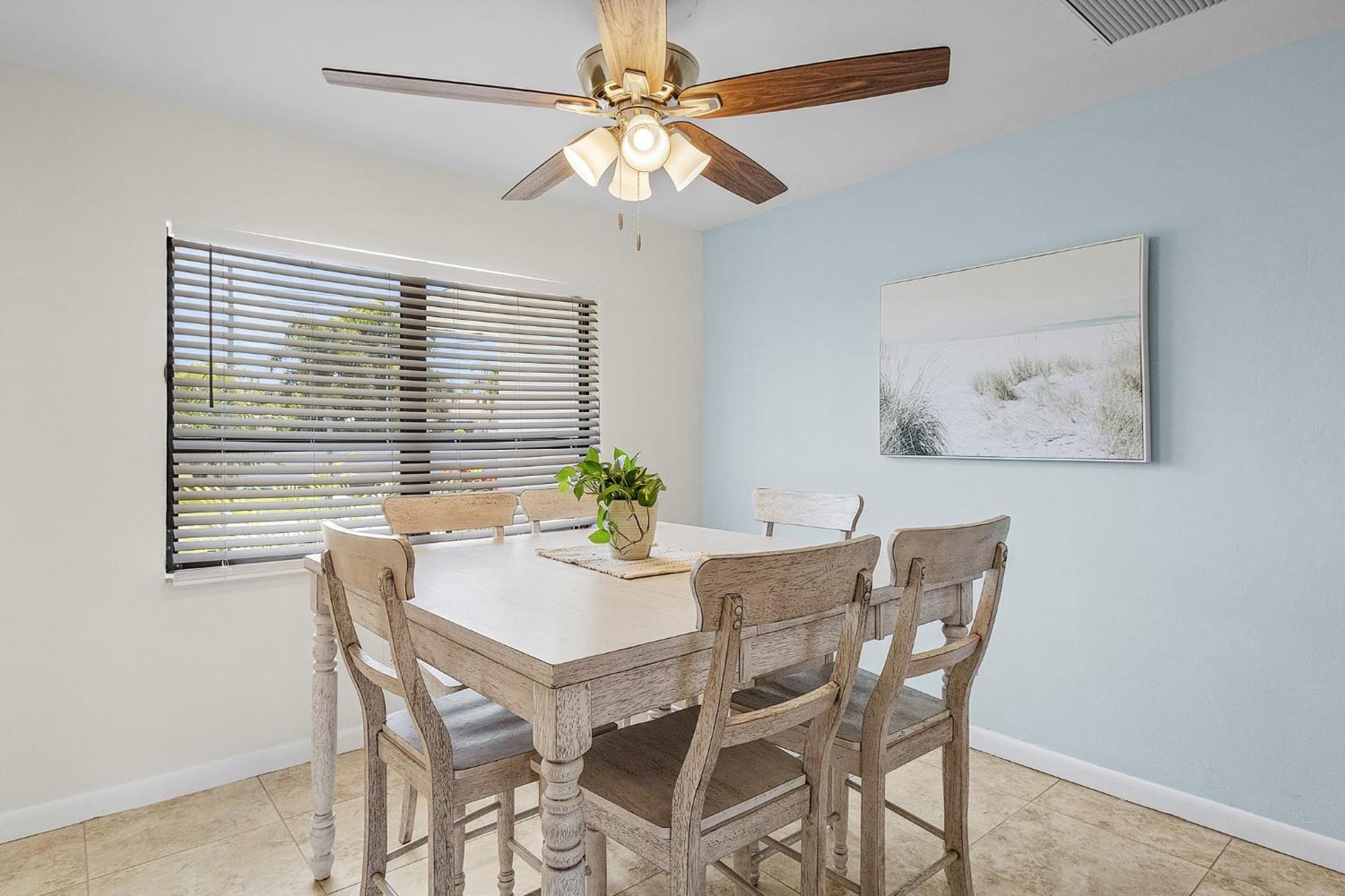 Cozy Retreat, Heated Pool, Water Canal, Bikes,3 Bedroom Cape Coral Exterior photo