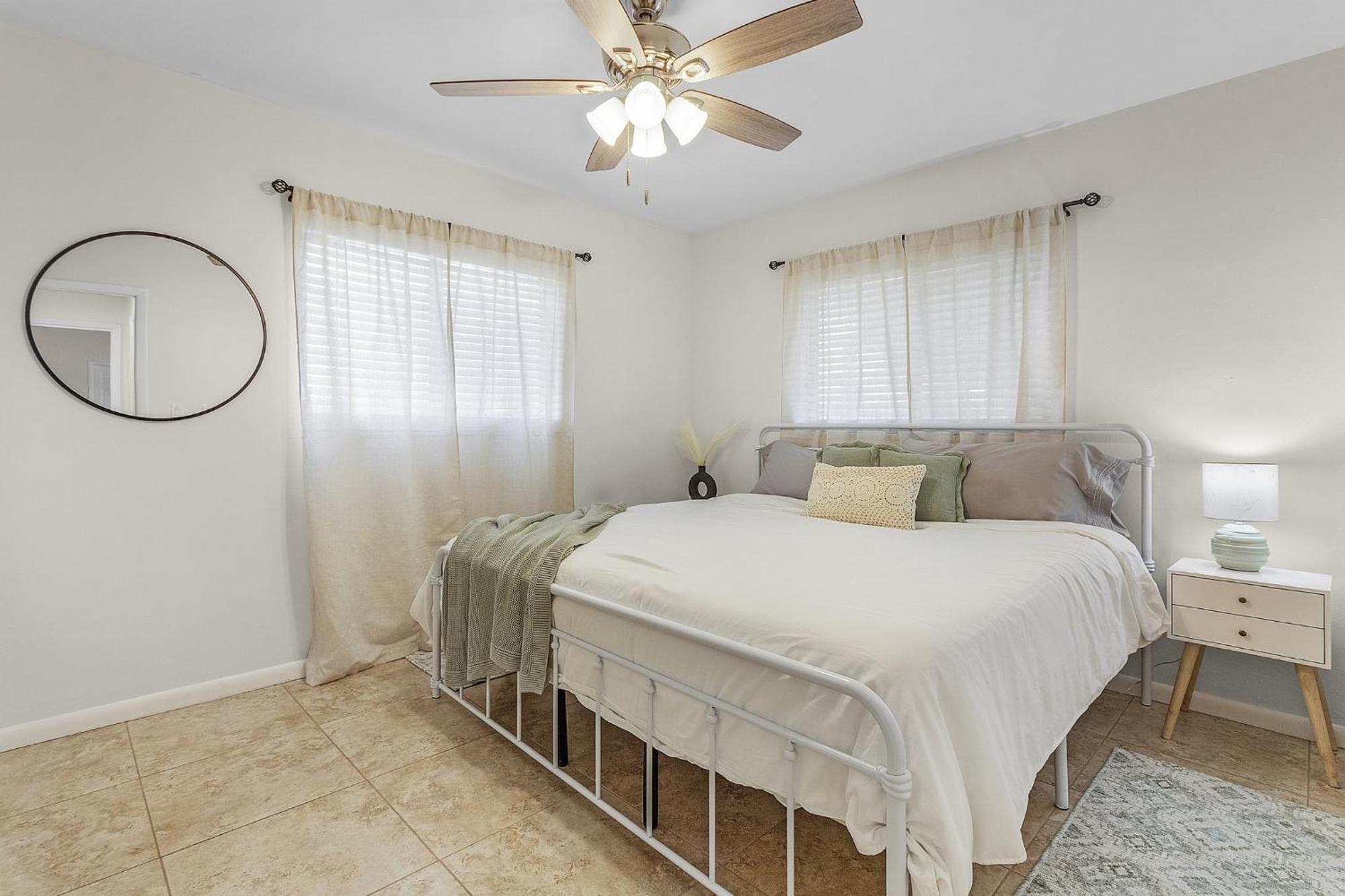 Cozy Retreat, Heated Pool, Water Canal, Bikes,3 Bedroom Cape Coral Exterior photo